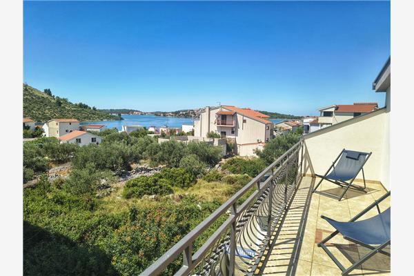 Apartment A2, for 4 persons