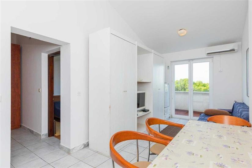 Apartman A4, na 6 osebe