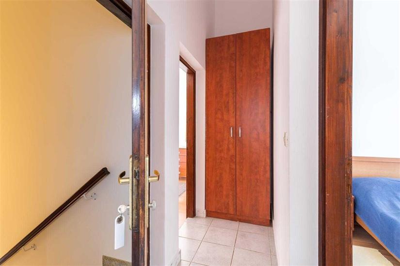 Apartman A4, na 6 osebe