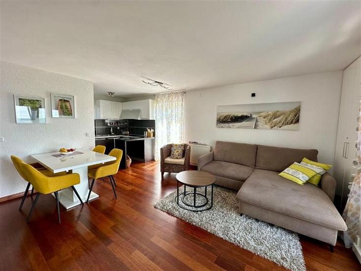 Apartment A1, for 5 persons