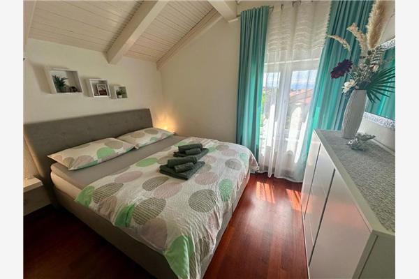 Apartment A1, for 5 persons