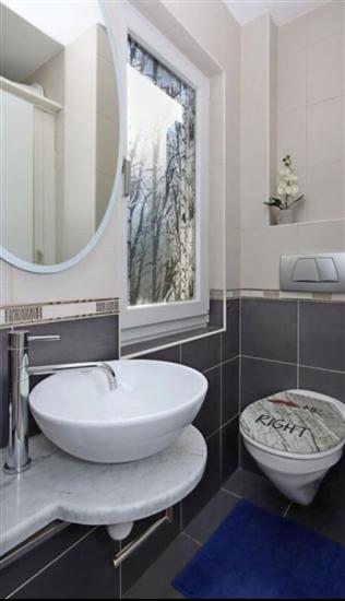 Apartment A1, for 5 persons