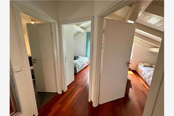 Apartment A1, for 5 persons