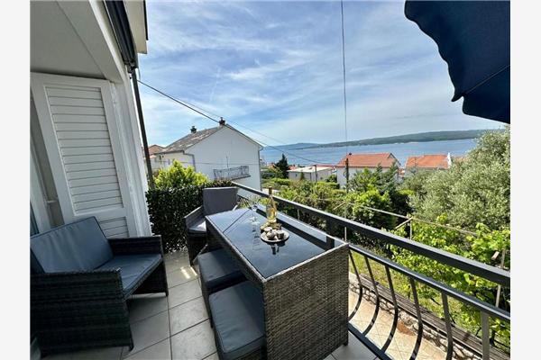 Apartment A1, for 5 persons