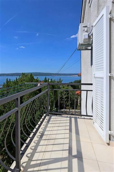 Apartment A1, for 5 persons