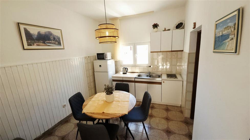 Apartment A2, for 3 persons