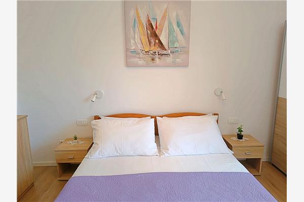 Apartment A1, for 5 persons