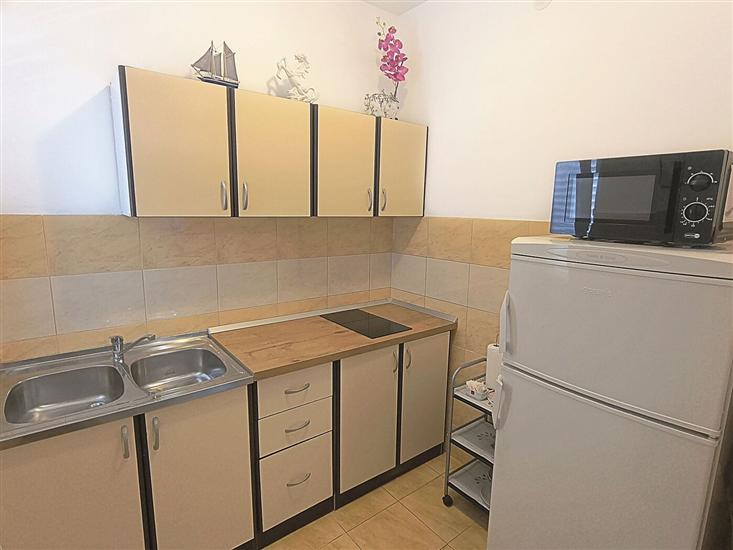 Apartment A1, for 5 persons
