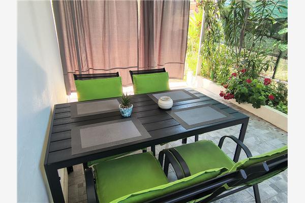 Apartment A1, for 5 persons