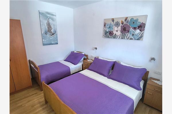 Apartment A2, for 3 persons