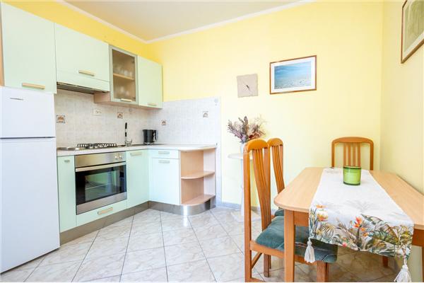 Apartment A1, for 5 persons