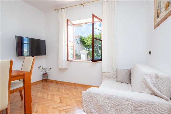 Apartment A2, for 5 persons