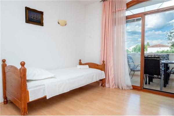 Apartment A4, for 4 persons