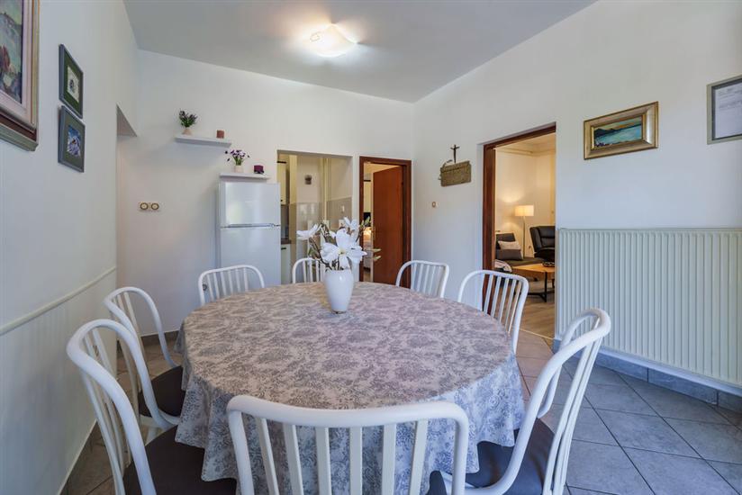 Apartment A1, for 8 persons