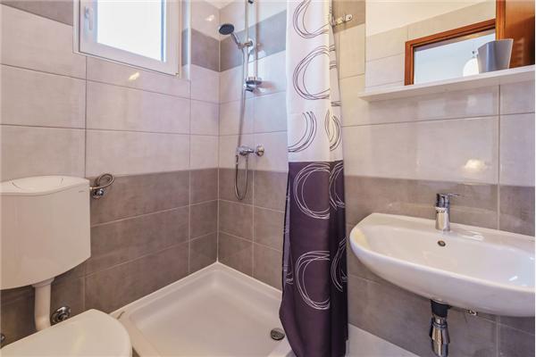 Apartment A1, for 8 persons