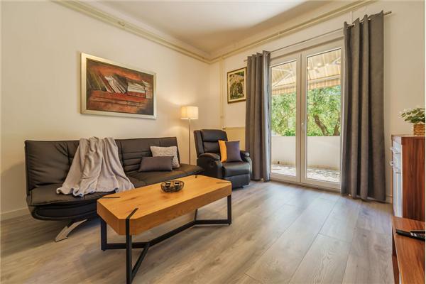 Apartment A1, for 8 persons