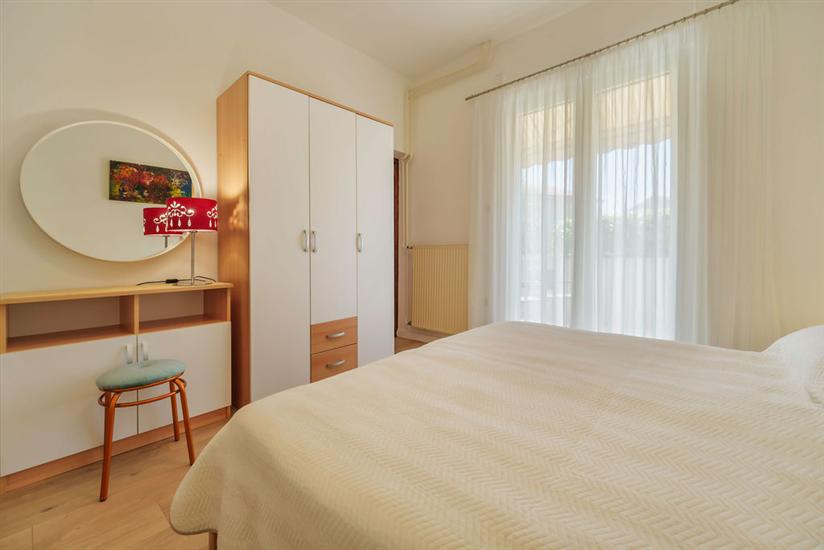 Apartment A1, for 8 persons