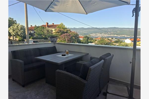 Apartment A1, for 5 persons