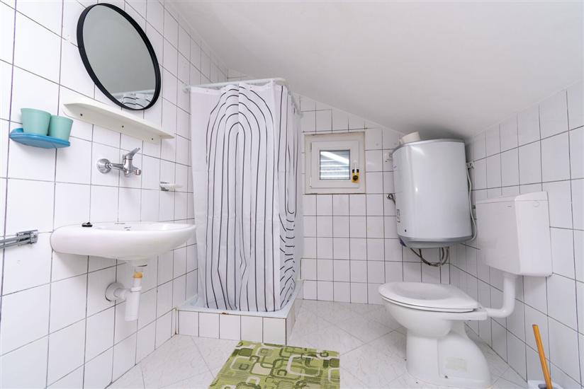 Apartment A3, for 6 persons