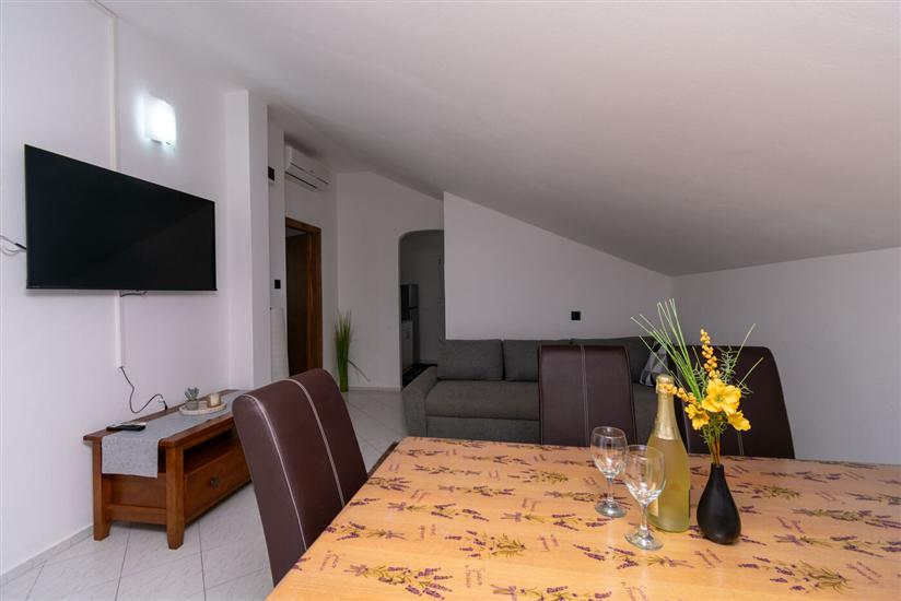 Apartment A3, for 6 persons