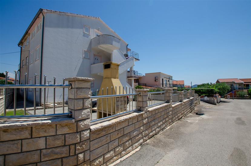 Apartments Dananic