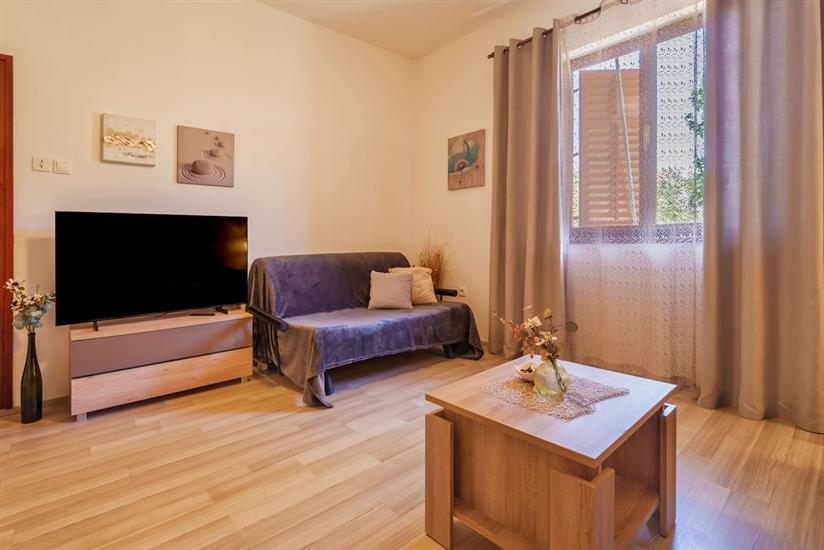 Apartment A1, for 8 persons