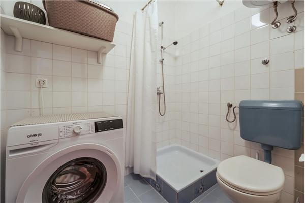 Apartment A1, for 8 persons