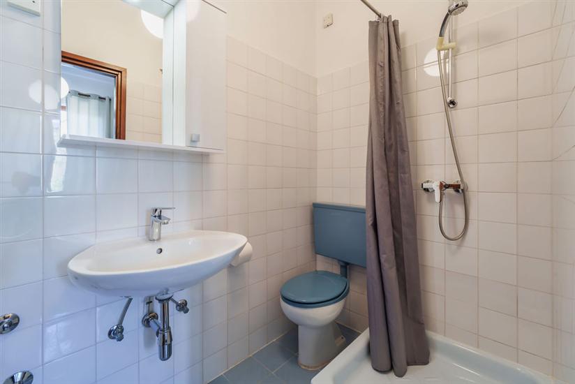 Apartment A1, for 8 persons