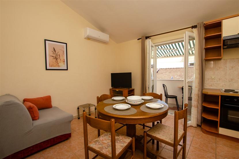 Apartment A2, for 4 persons