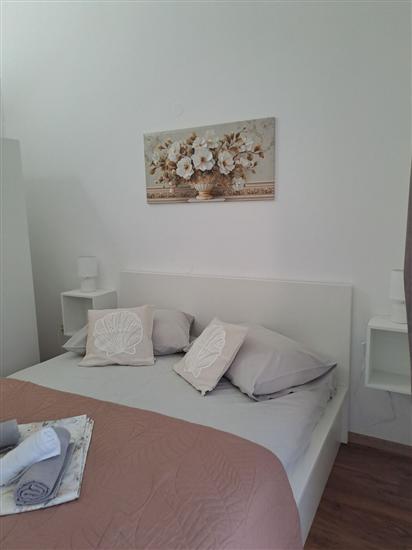 Apartment A3, for 5 persons
