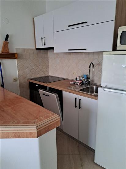 Apartment A4, for 5 persons