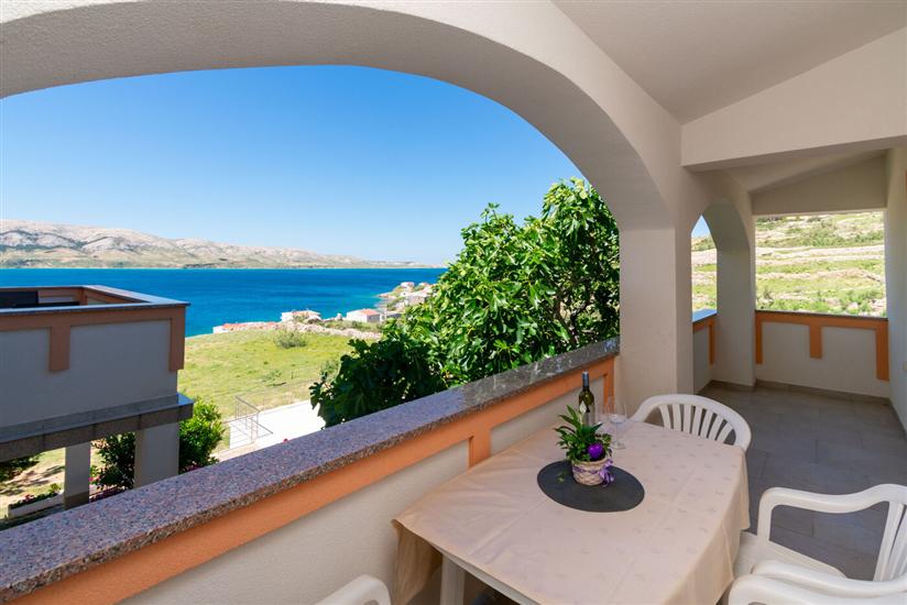 Apartment A2, for 4 persons
