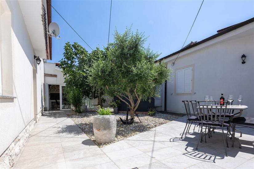 House Danijel