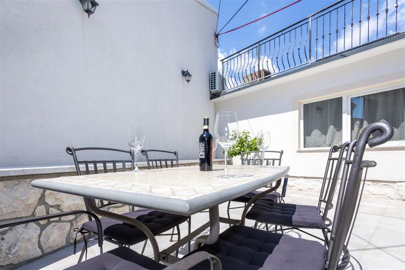 House Danijel