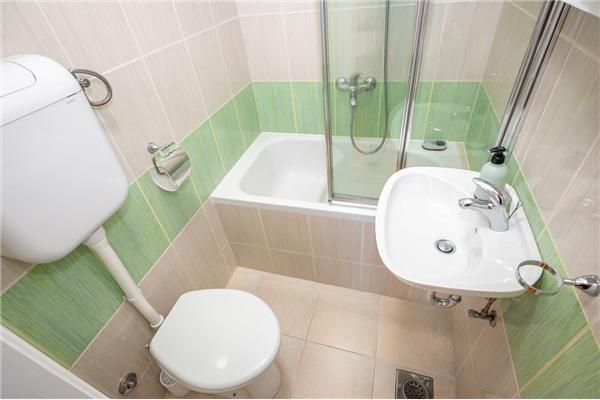 Apartment A2, for 5 persons