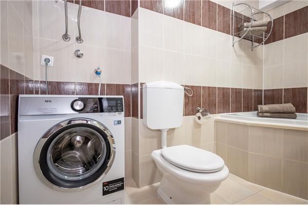 Apartment A2, for 5 persons