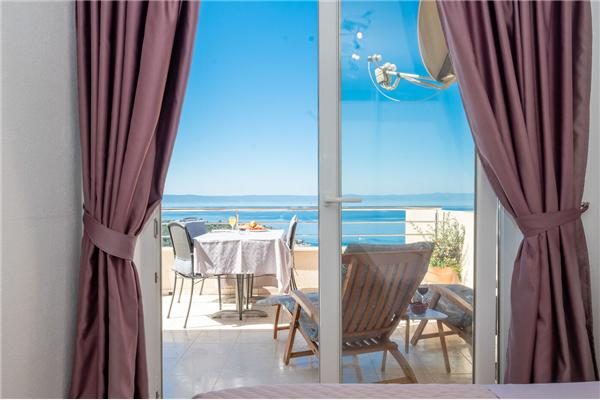 Apartment A2, for 5 persons