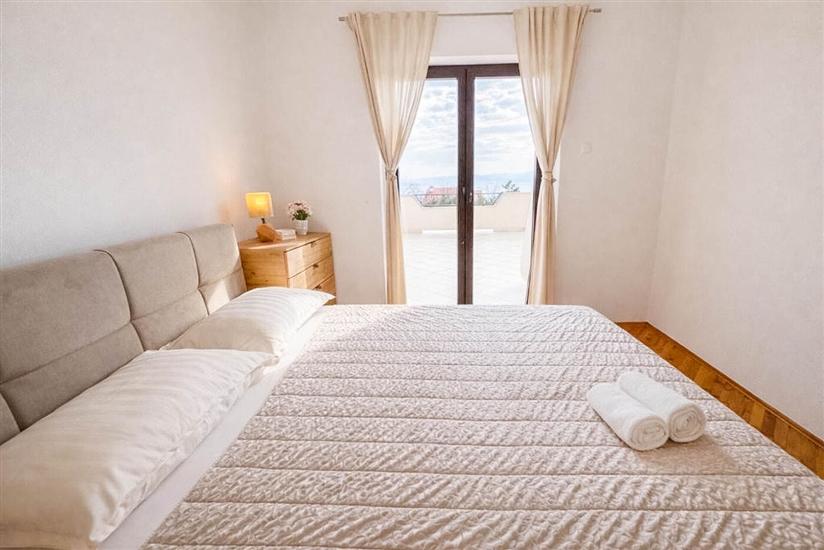 Apartment A1, for 5 persons