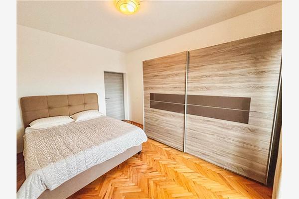 Apartment A1, for 5 persons