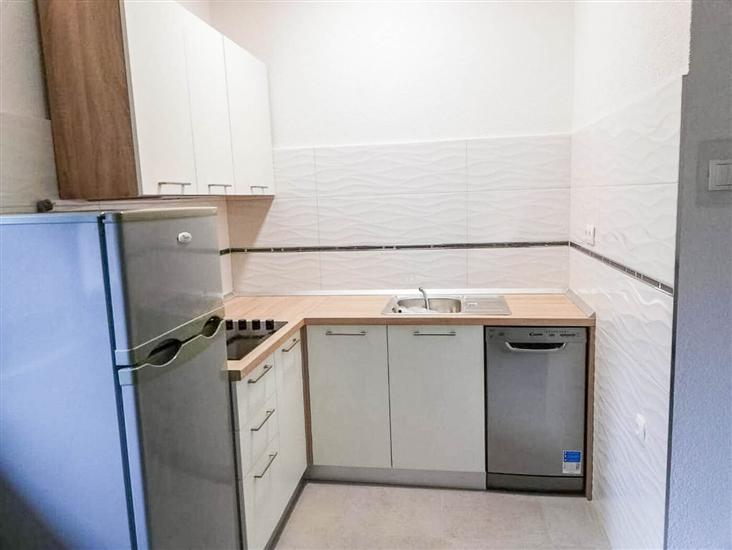 Apartment A1, for 5 persons