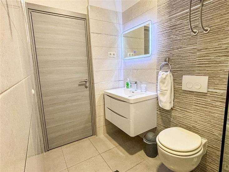 Apartment A1, for 5 persons