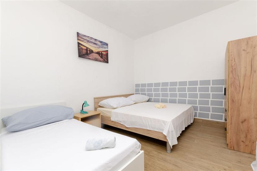 Apartment A4, for 3 persons