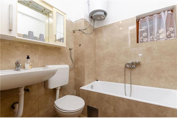 Apartment A4, for 3 persons
