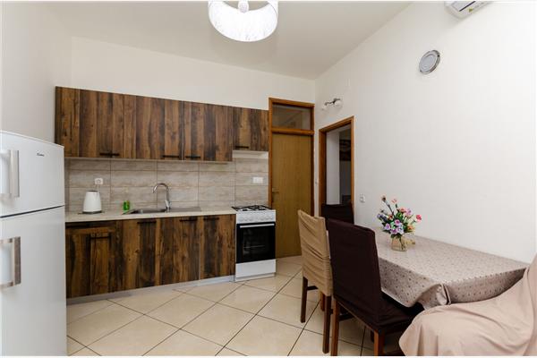 Apartment A4, for 3 persons