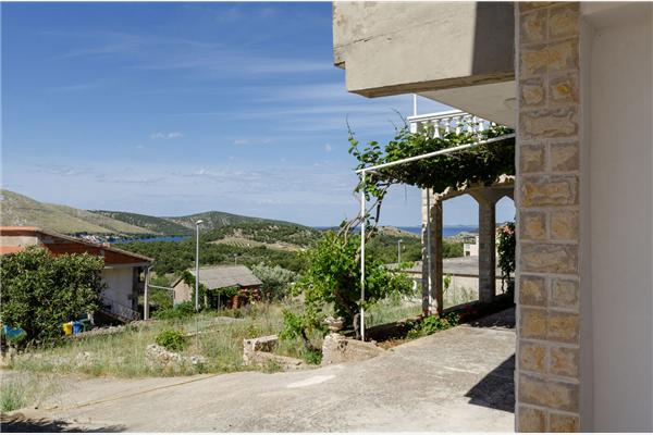 Apartment A4, for 3 persons