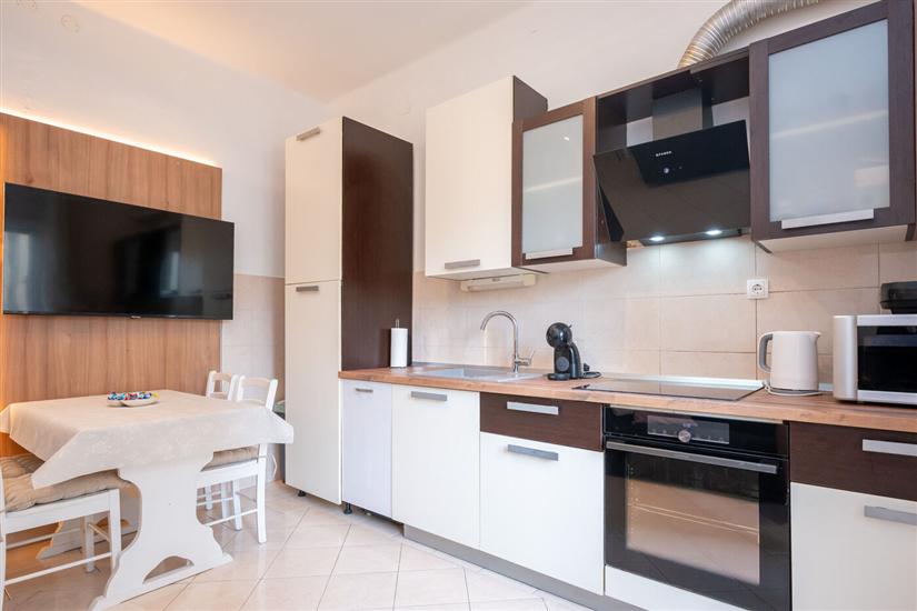 Apartament Karmen