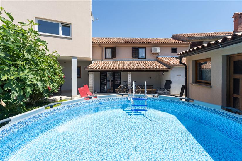 House Bakic