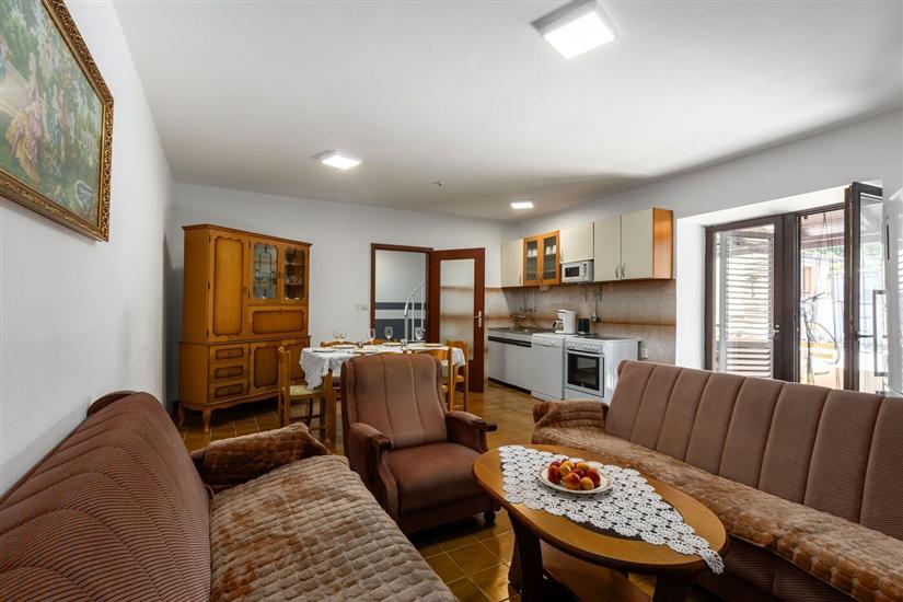House K1, for 8 persons
