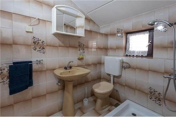 House K1, for 8 persons