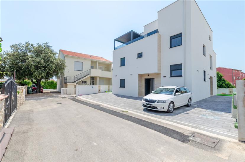 House Twosisters I